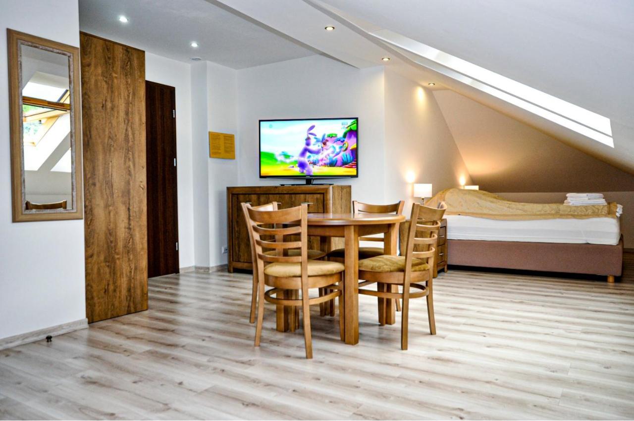Apartamenty Sowiogorskie ピエシツェ エクステリア 写真