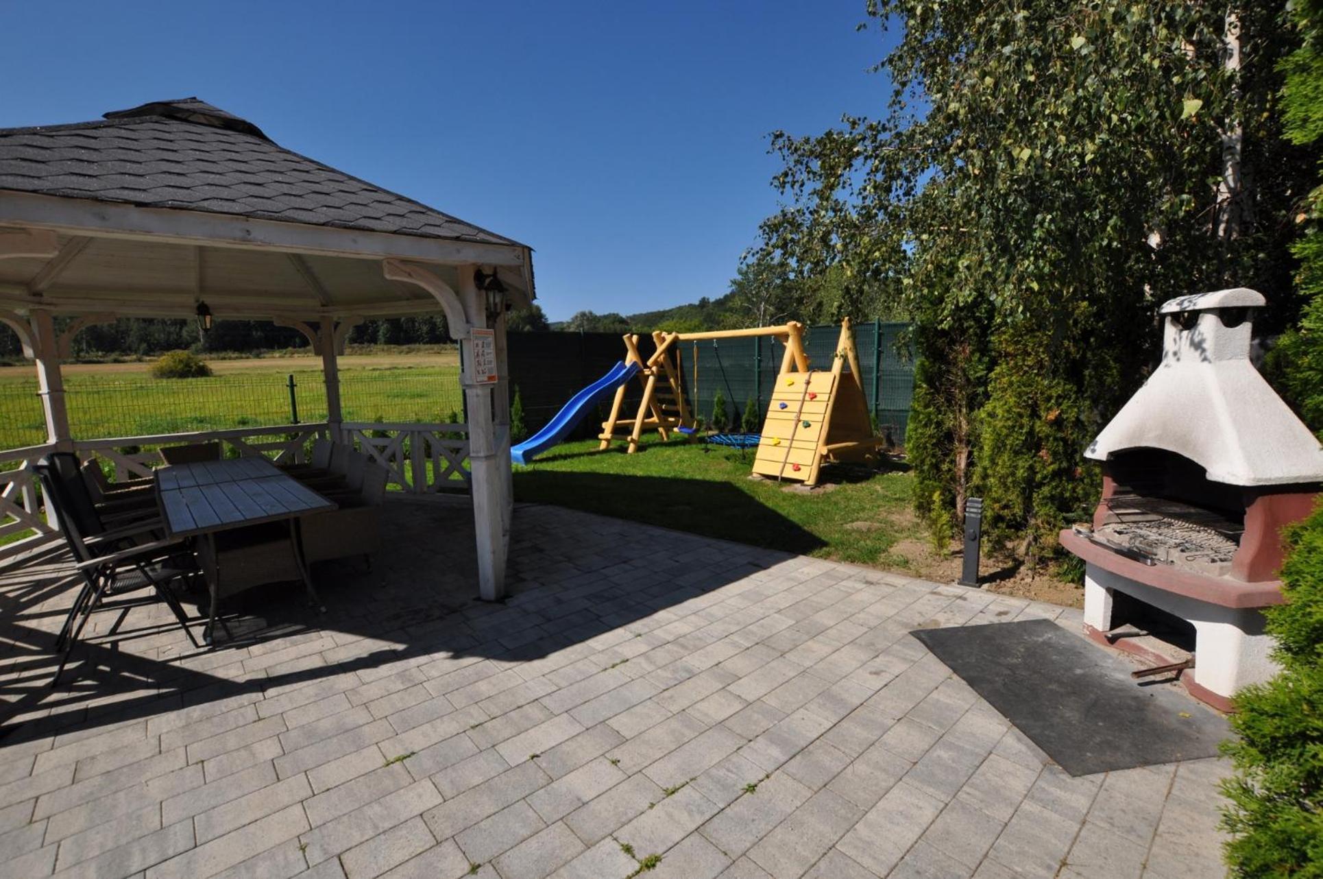Apartamenty Sowiogorskie ピエシツェ エクステリア 写真